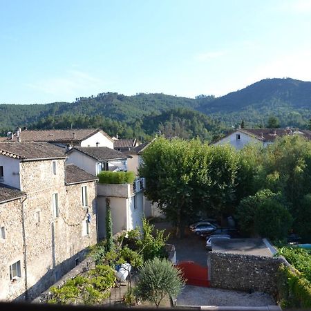 St Jean Du Gard : Spacious Apartment With Use Of Pool Saint-Jean-du-Gard Luaran gambar