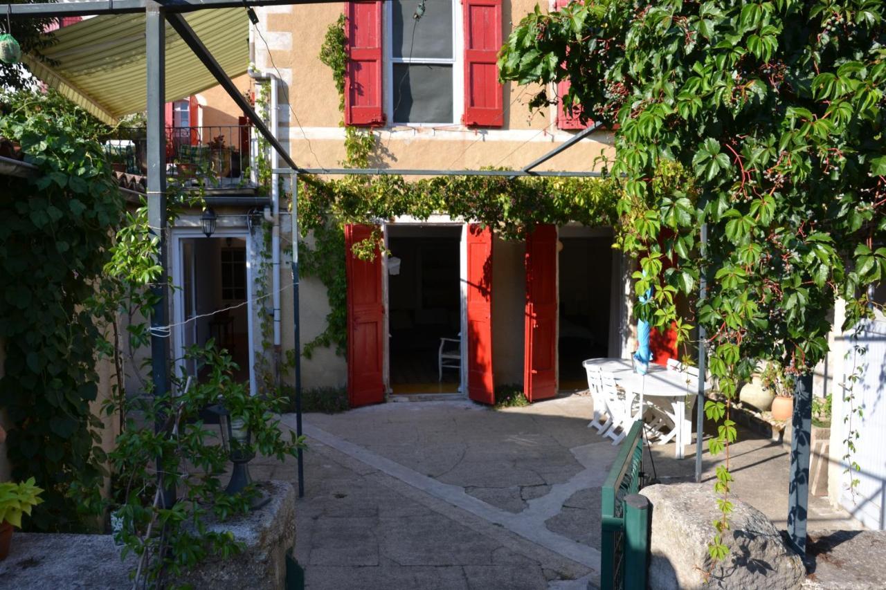 St Jean Du Gard : Spacious Apartment With Use Of Pool Saint-Jean-du-Gard Luaran gambar